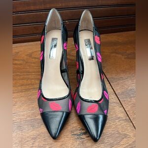 INC International Concepts Black and Pink Kiss Heels